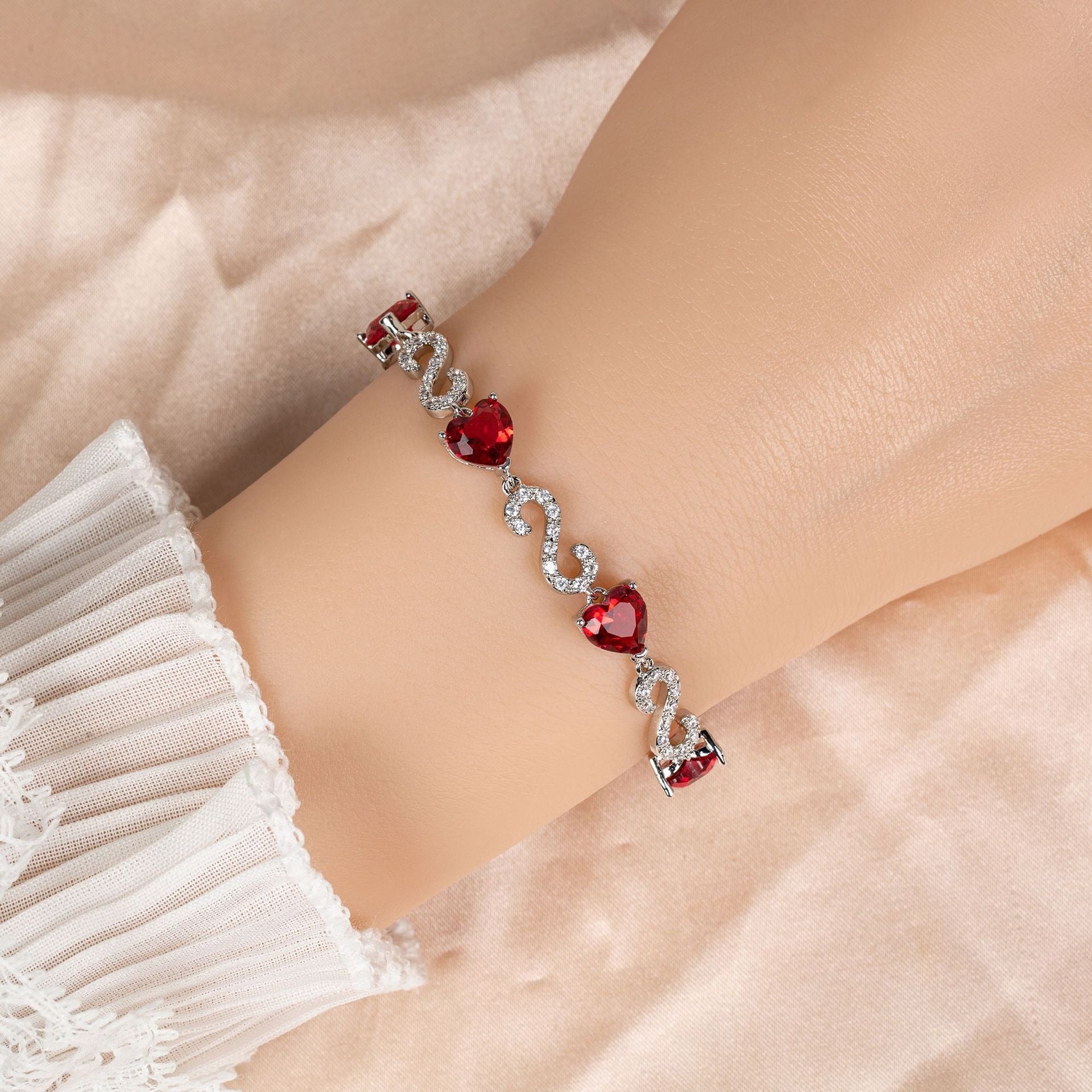 S925 Silver Number-Spliced Heart & Cubic Zirconia Bracelet Vera Lux