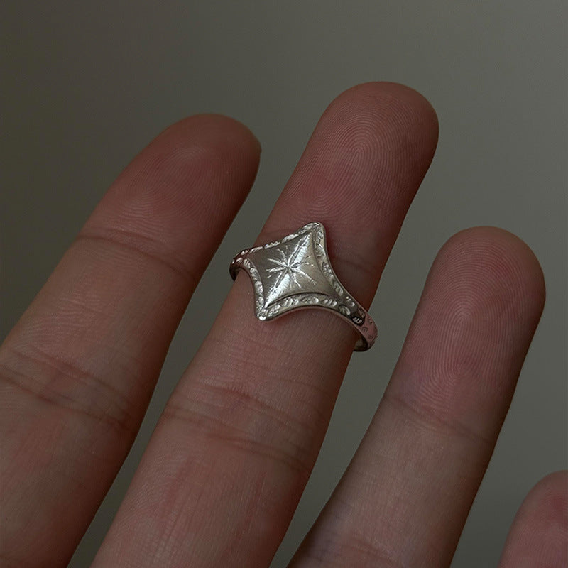 Vintage Cold Style Silver Brushed Star Ring, Retro Fashion All-Match Personalized Heavy Carved Gold Index Finger Ring Vera Lux