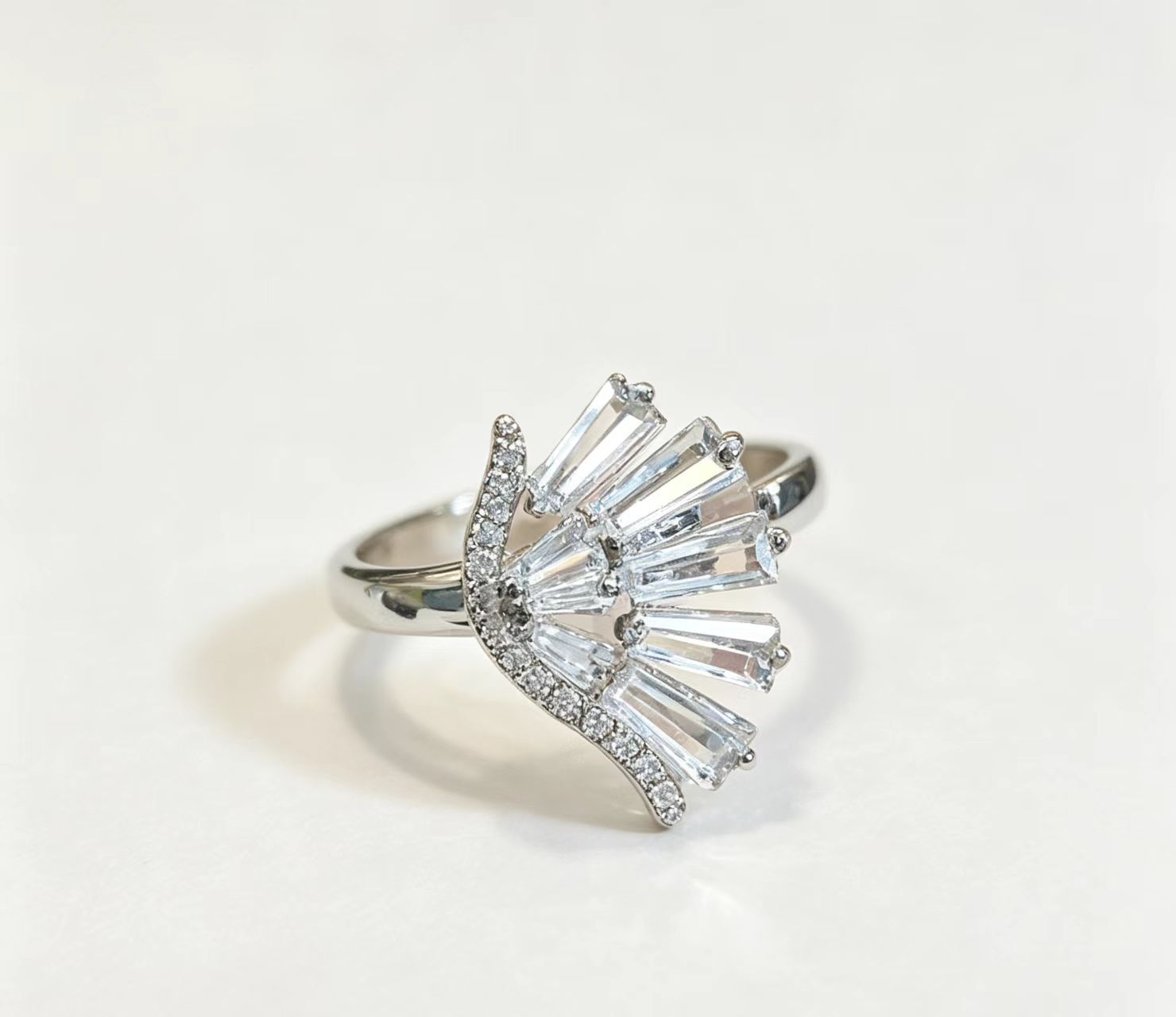 Personalized Zircon Womens Ring Vera Lux