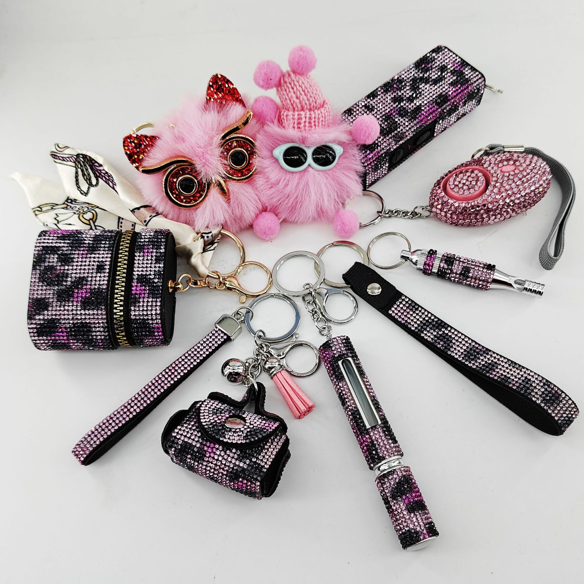 9-Piece Multi-Functional Keychain For Self-Defense Vera Lux