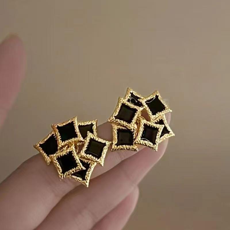 French Retro Square Earrings, Metal Enamel 3D Art Design, Light Luxury Niche Studs Vera Lux