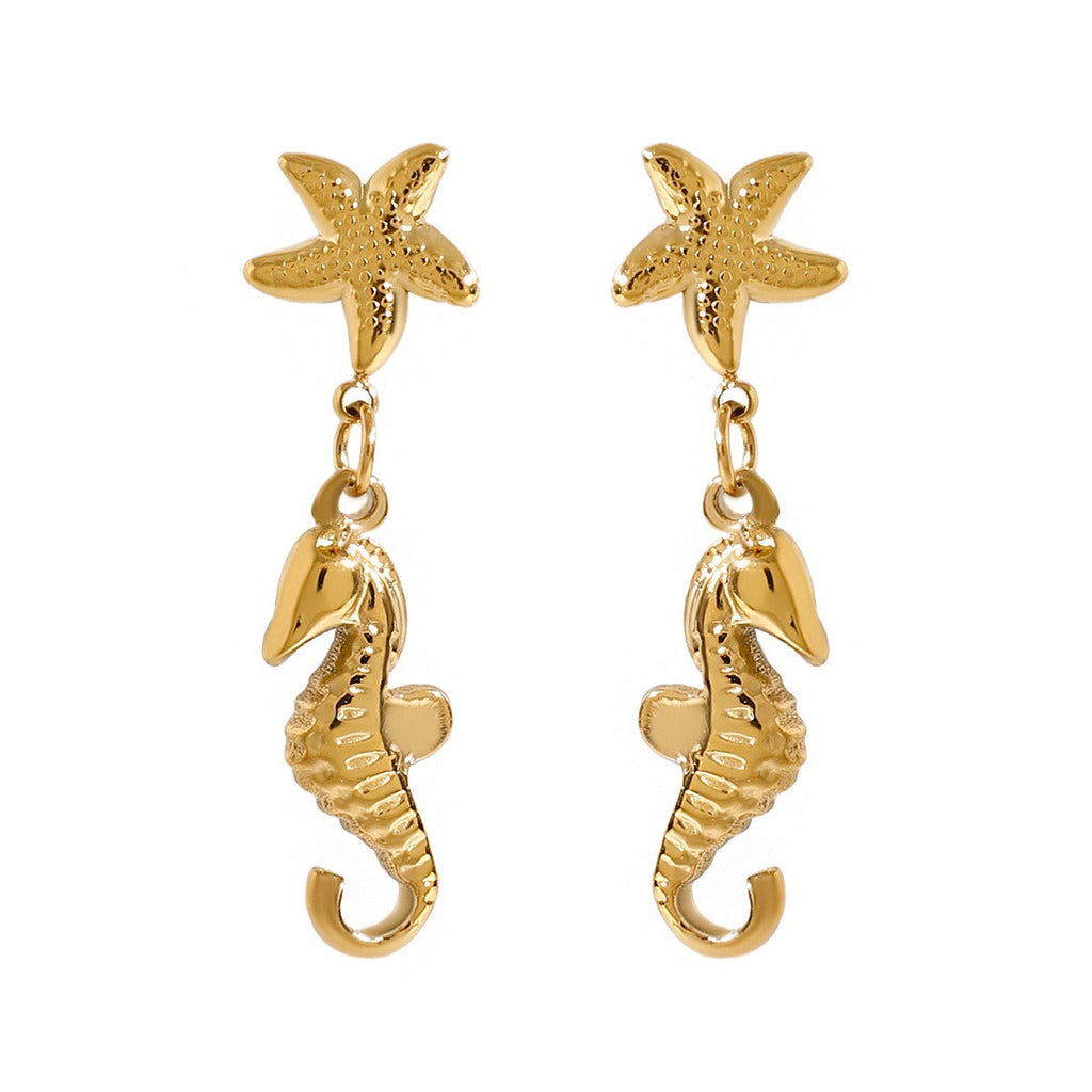 18K gold seahorse-shaped earrings with a trendy marine style Vera Lux