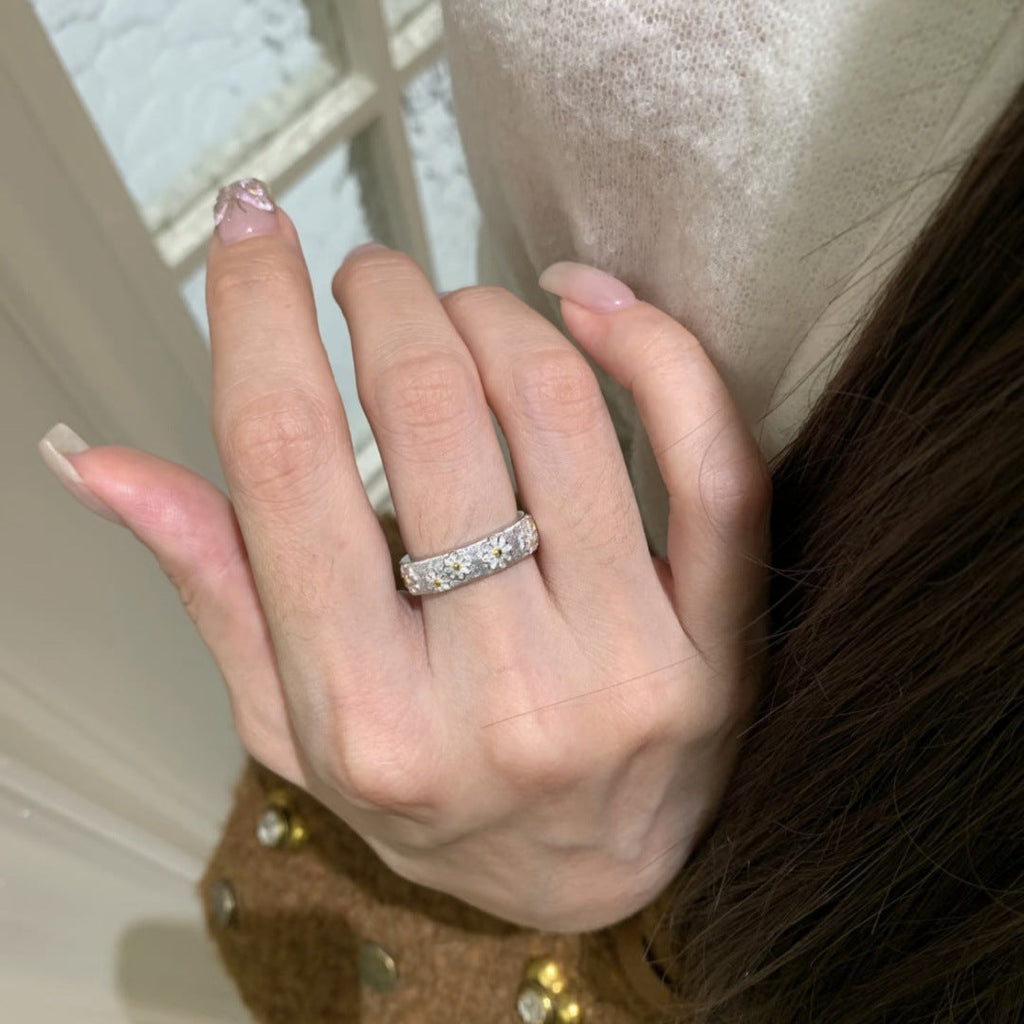 Fashionable Brushed Ring For Women Vera Lux