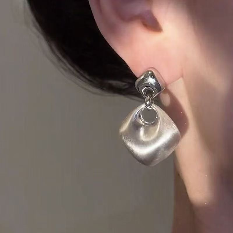 New Brushed Geometric Square Earrings, Light Luxury High-end Fashion Jewelry Vera Lux