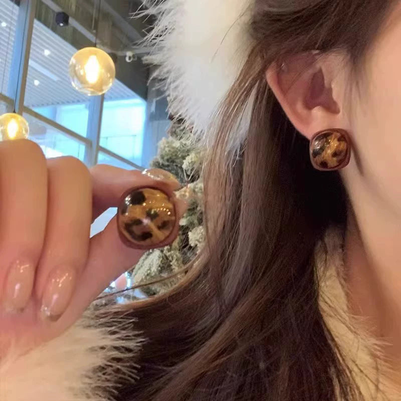 Vintage Tortoiseshell Leopard Print Square Stud Earrings For Women, Retro Y2K Sweet Cool Leopard Resin Earrings, Trendy Aesthetic Daily Wear Jewelry Gift Vera Lux