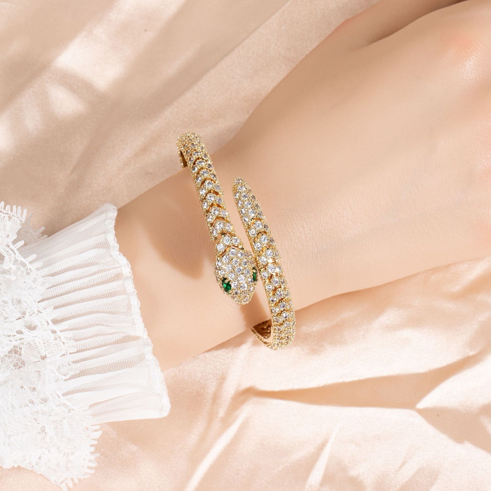 Women's 18K Gold Snakebone Open Bangle with Full Diamond Setting Vera Lux