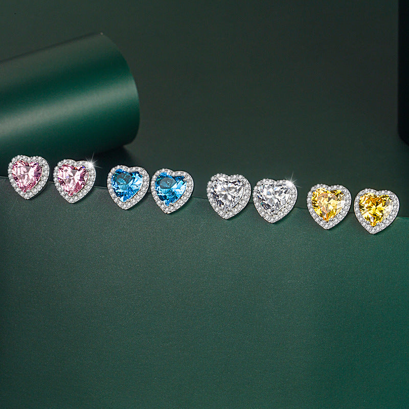 White Copper Heart-shaped Earrings Ornaments Vera Lux
