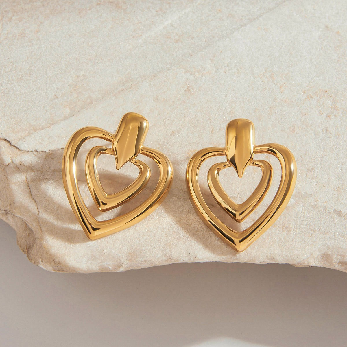 18K gold double-layer heart with hollow design simple and elegant earrings Vera Lux