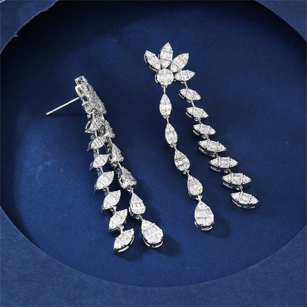 Double chain leaf-shaped earrings with full diamond embellishments Vera Lux