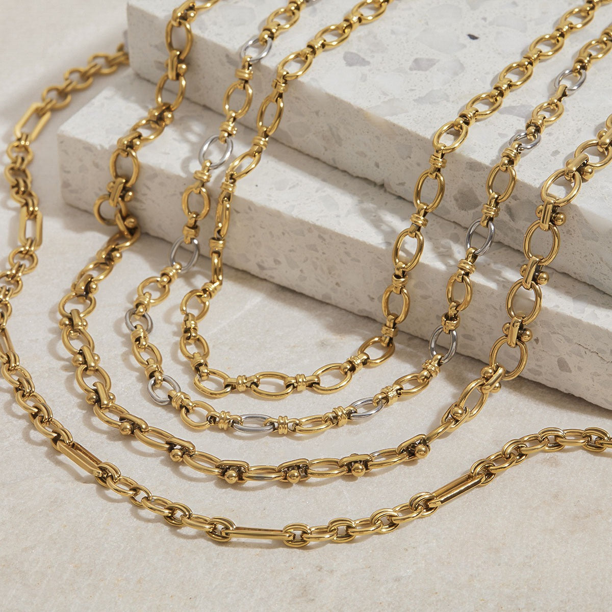18K gold chain with gold and silver color matching design simple and elegant necklace Vera Lux