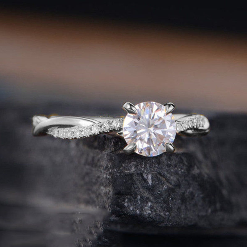 New European And American-style Minimalist Fashion Ring With Zircon Inlay Vera Lux