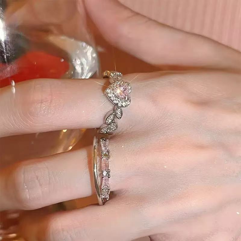 New Light Luxury Romantic Heart Zircon Ring For Women, Fashion Niche Design Sweet Couple Rings, Personalized Finger Rings Vera Lux