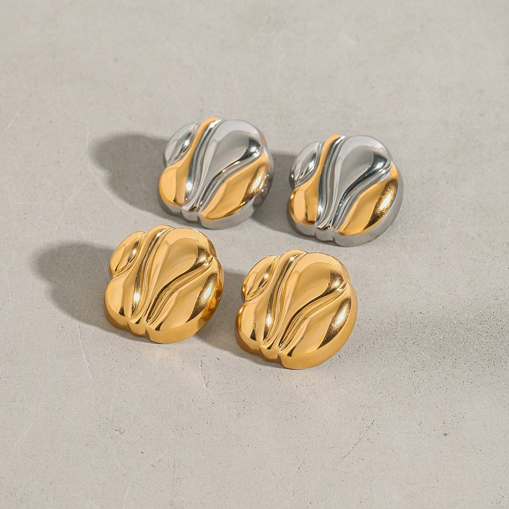 18k gold geometric shape with gold and silver color matching design fashionable and personalized earrings Vera Lux