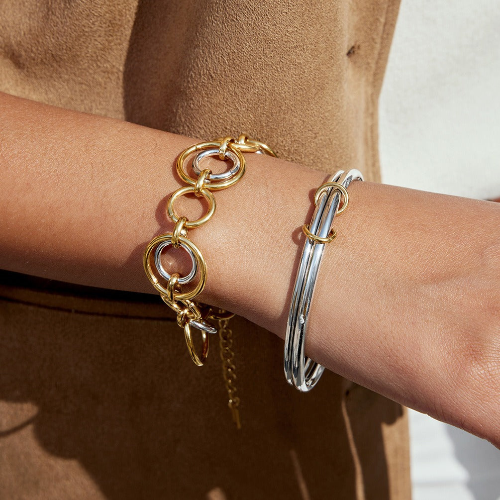 18K gold and S925 silver multi-strand bracelet with contrasting colors. Vera Lux