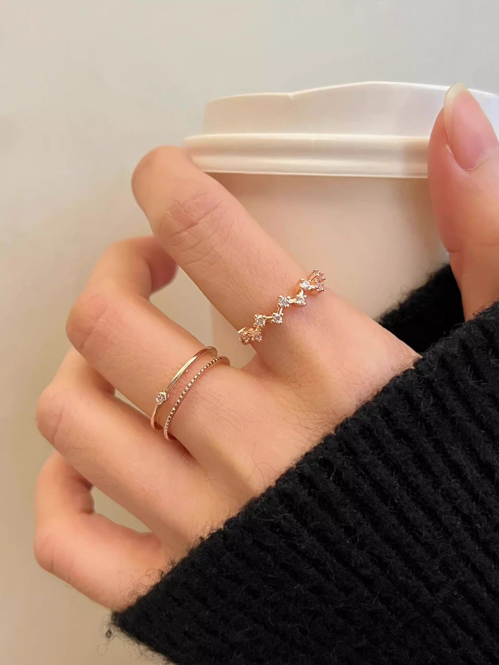 Star Zircon Ring For Women, Niche Twist Band, Luxury High-End Pinky & Index Finger Ring Vera Lux