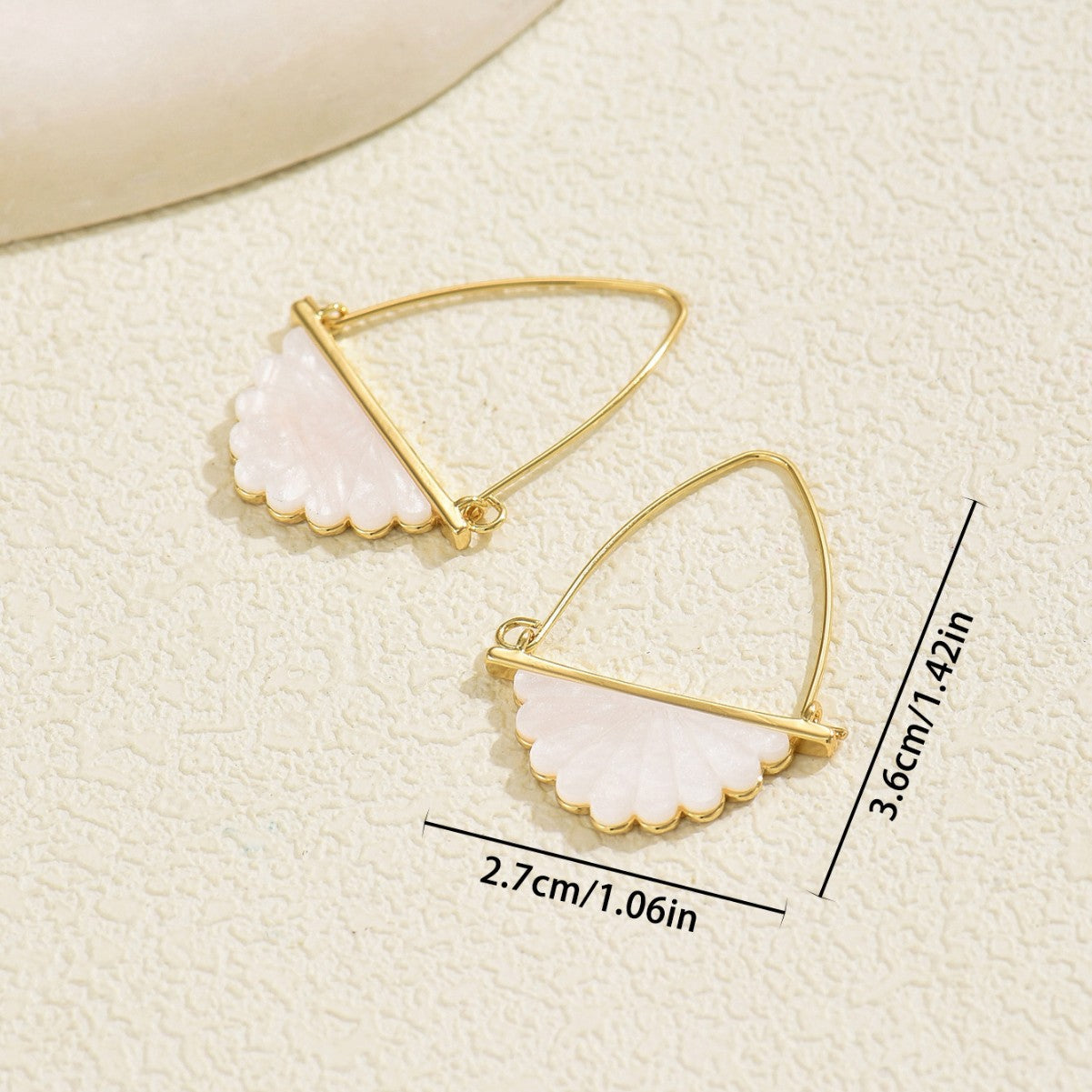 Womens Fan-Shaped Ear Studs With Mother-of-Pearl Inlay Vera Lux
