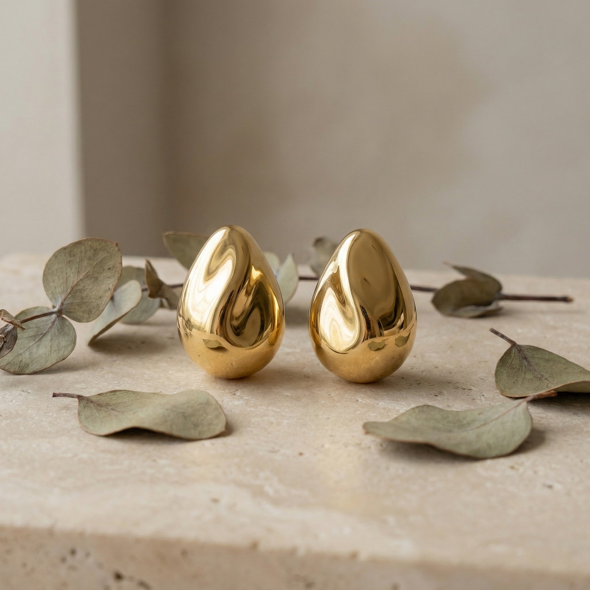 925 Sterling Silver Elegant Minimalist Teardrop Stud Earrings with High-Polished Lustrous Finish Vera Lux