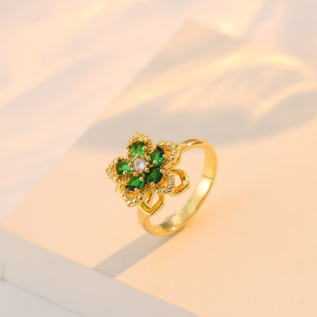 Nephthytis Flower Zircon Flower Niche Fashion New Ring Vera Lux