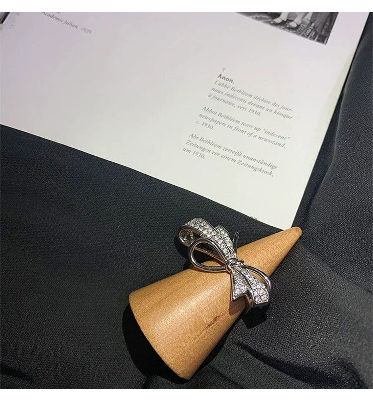 High-end Bow Ring For Women, Niche Light Luxury, Fashionable & Unique INS Style, Exquisite Open Index Finger Ring Vera Lux