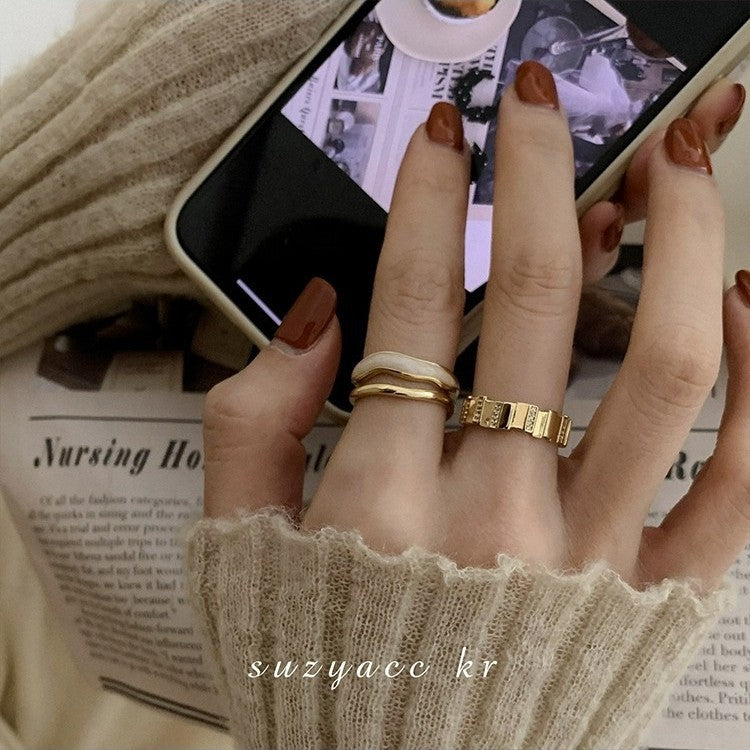 Women's Niche Design Gold Enamel Zircon Ring, INS Style, Vintage Fashion, Unique Versatile High-End Finger Ring Vera Lux
