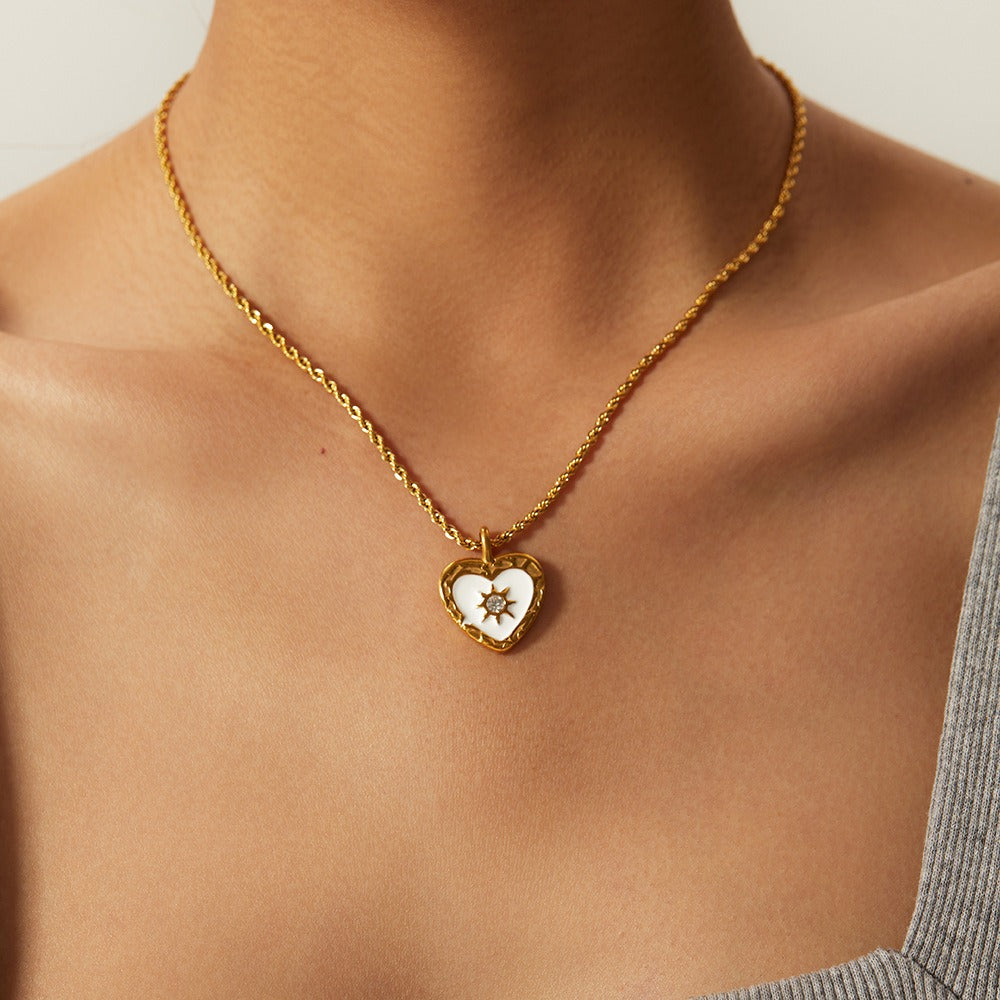 Light luxury and sophisticated sweater chain/pearl necklace Vera Lux