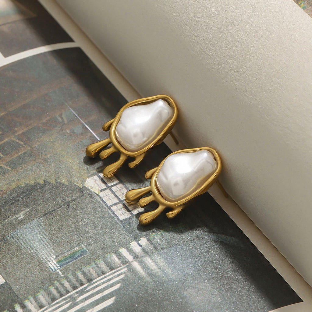 18K gold geometric oval inlaid irregular pearl design exquisite noble earrings Vera Lux