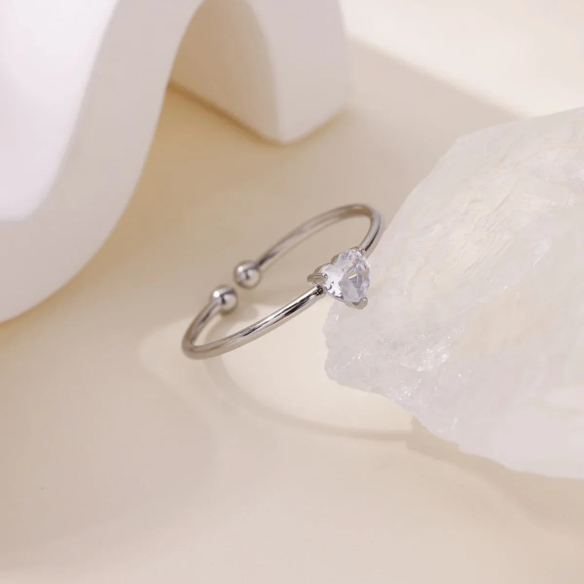 2025 Birth Colorful Cubic Zircon Heart Opening Rings For Women Fashion Dainty Stainless Steel Princess Ring Jewelry Wedding Gift Vera Lux