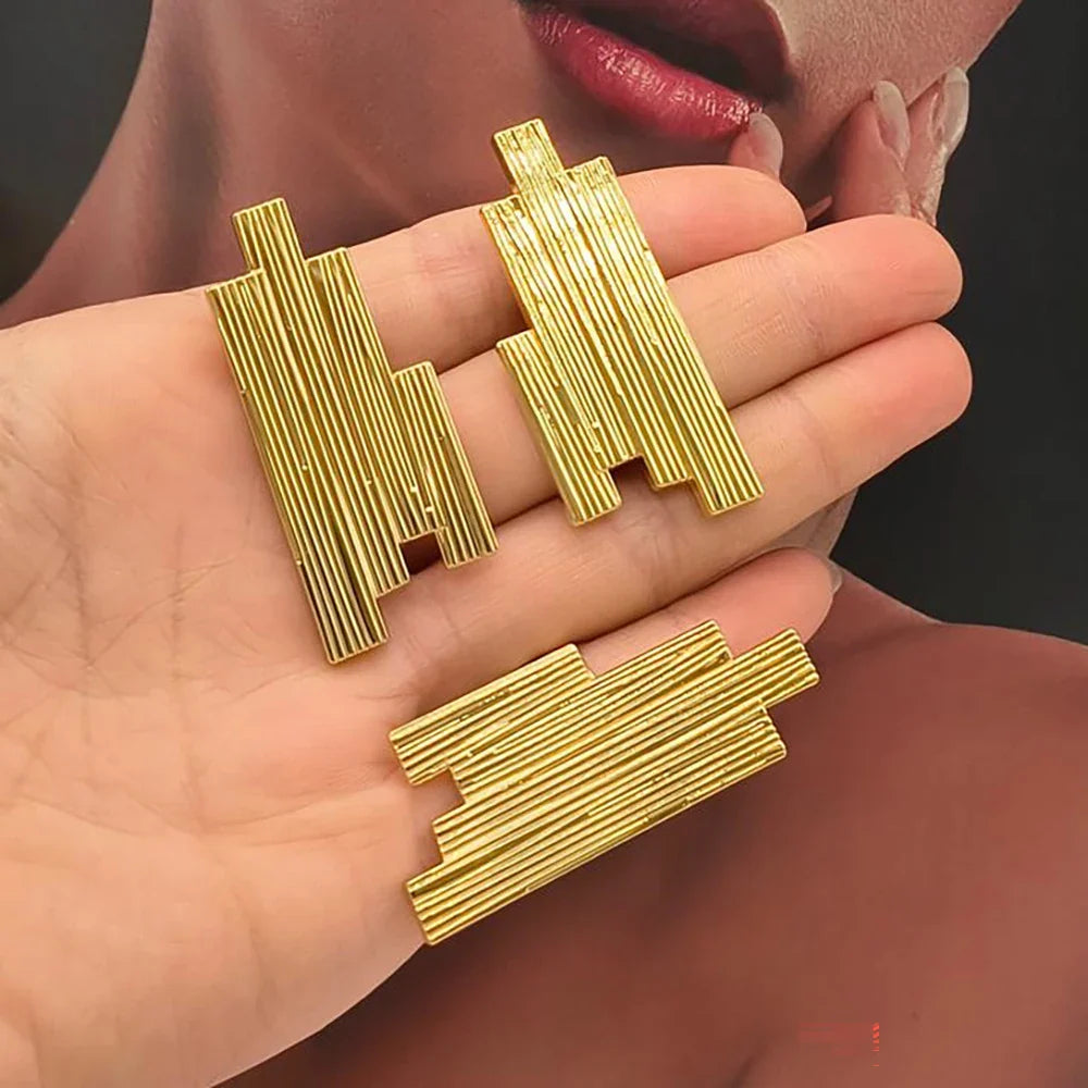 African Gold Color Jewelry Set for Party Hollow Out Design Hook Earrings and Finger Ring 2Pcs Set for Nigerian Jewelry Accessory Vera Lux