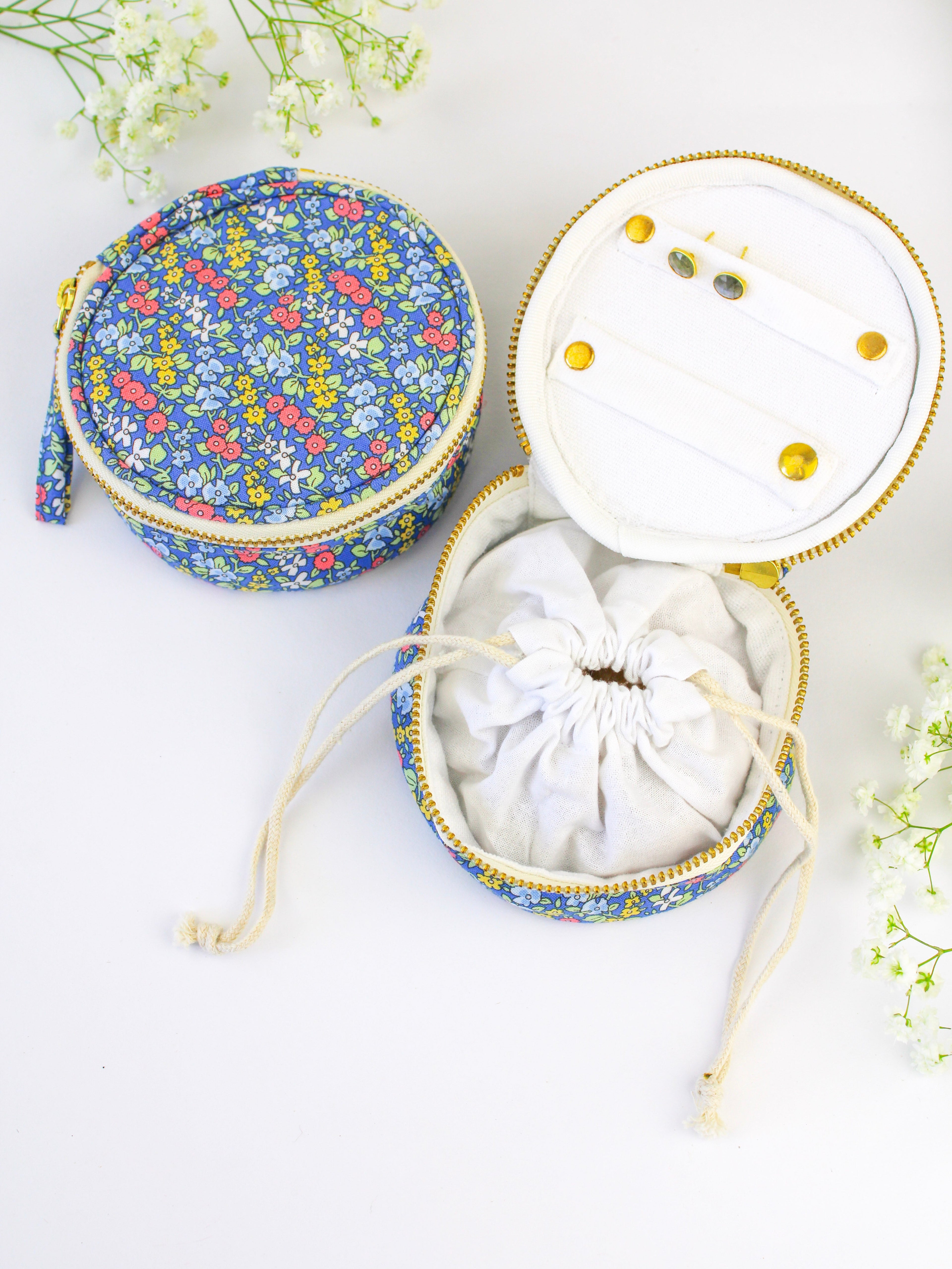 Blue Ditsy Print Jewelry Pouch Ash & Rose