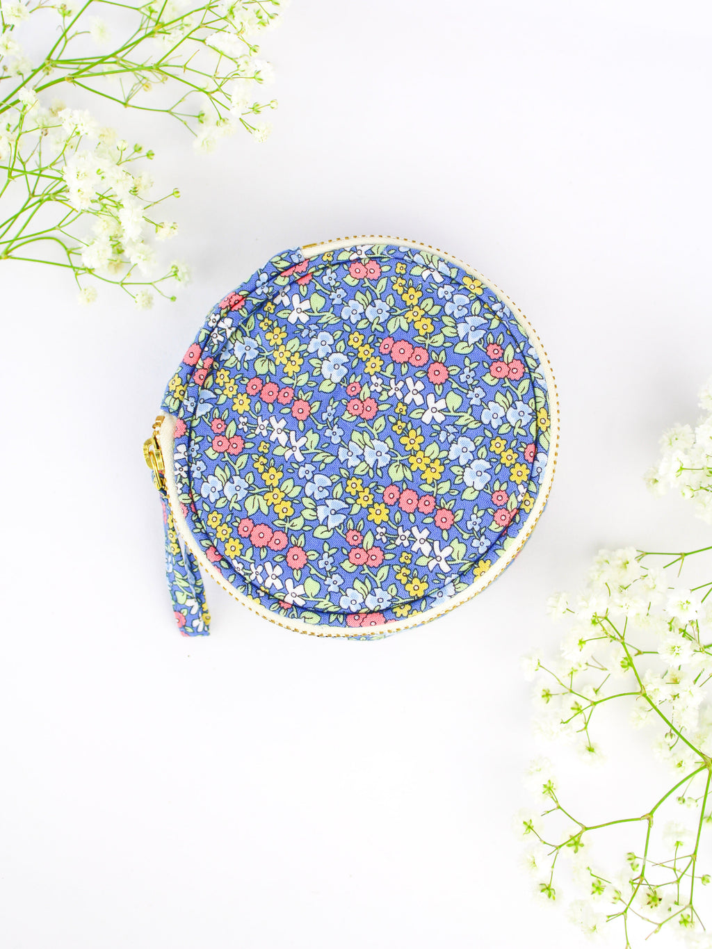 Blue Ditsy Print Jewelry Pouch Ash & Rose