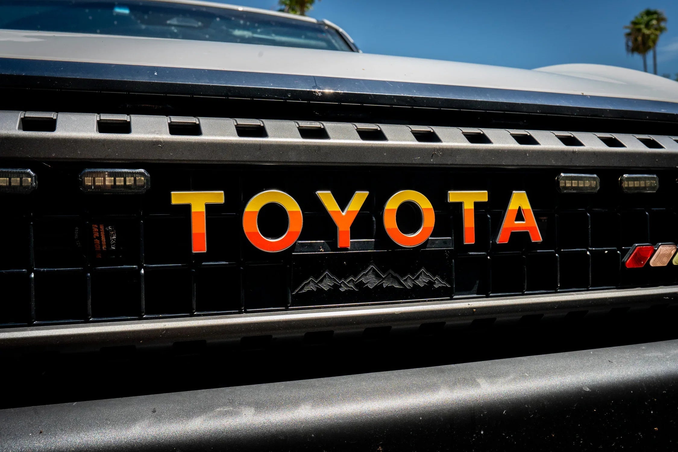 TOYOTA Simple Front Grille Emblem Overlays - 2024+ Land Cruiser StickerFab