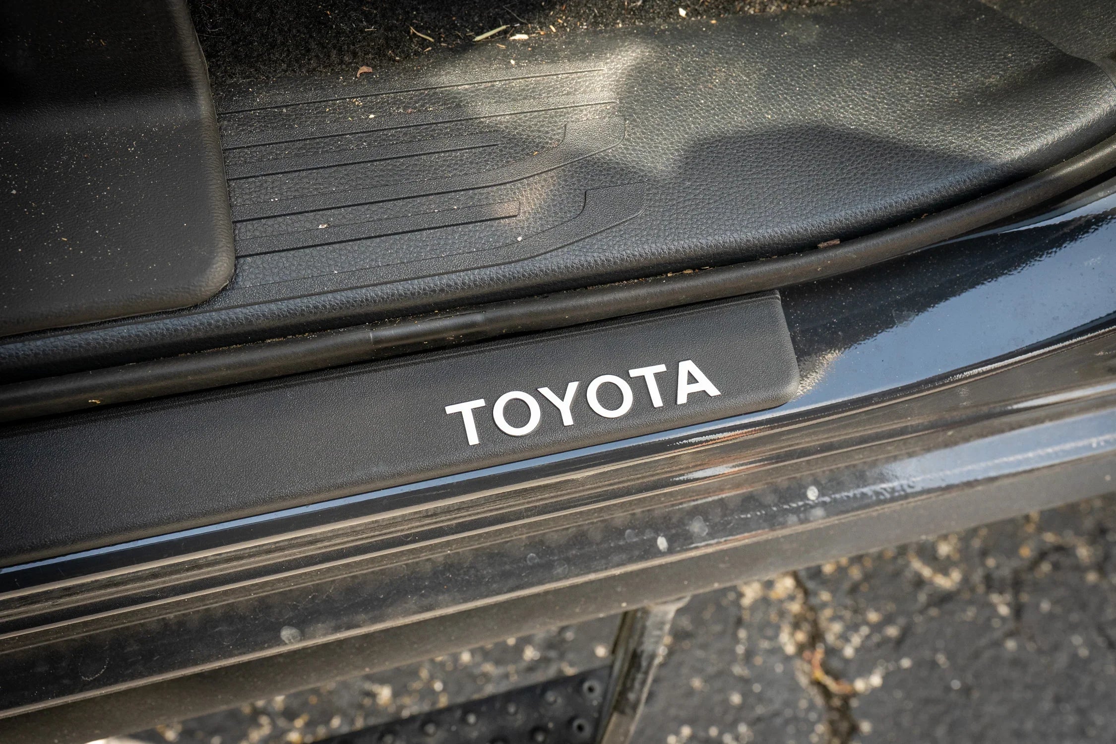 TOYOTA Front Door Sill Letter Overlays - 2024+ Tacoma / 2025+ 4Runner StickerFab