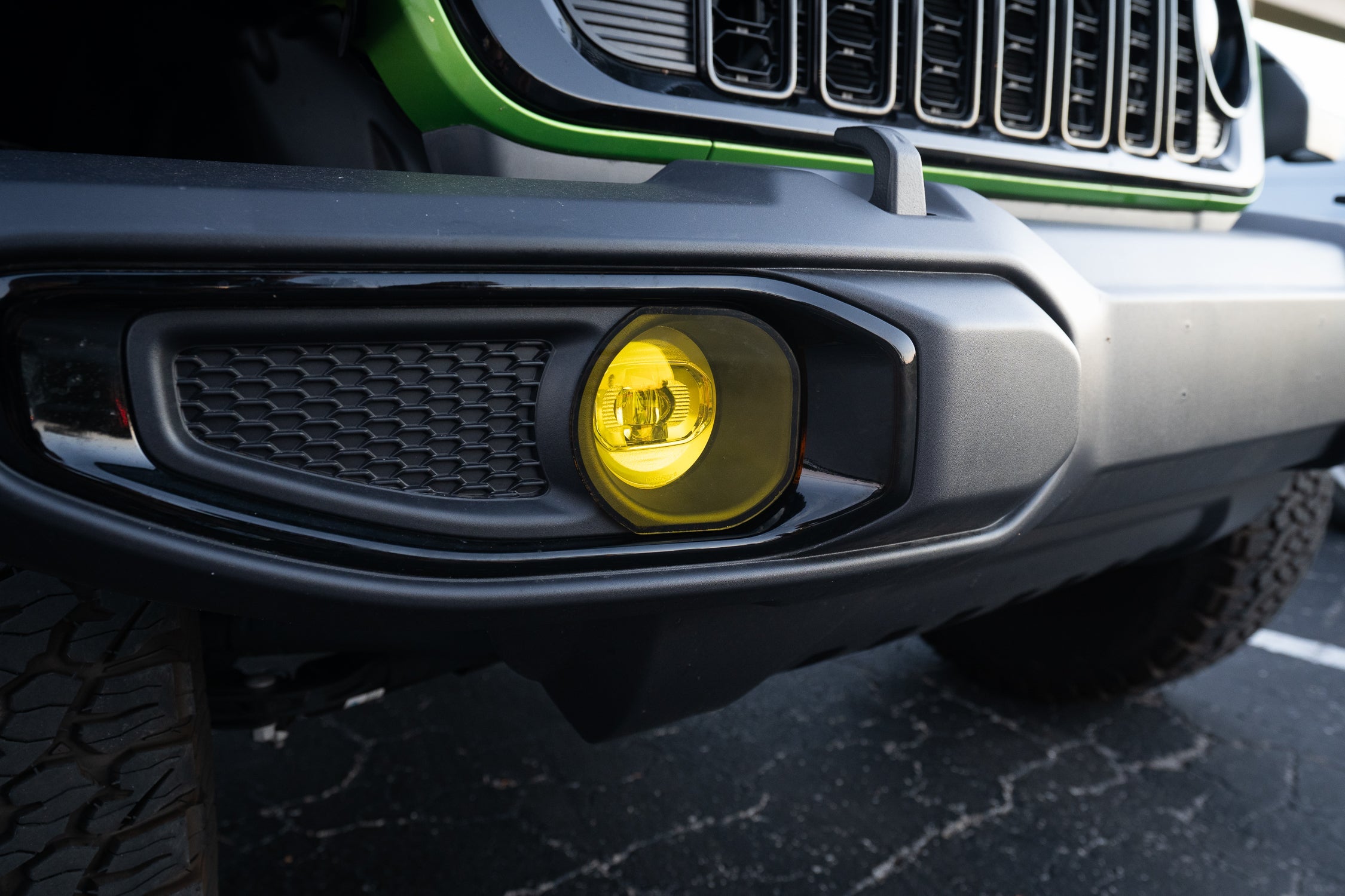 Acrylic Fog Light Lenses (Yellow / Amber) - 2024+ Wrangler JL / Gladiator JT (Plastic Bumper) StickerFab