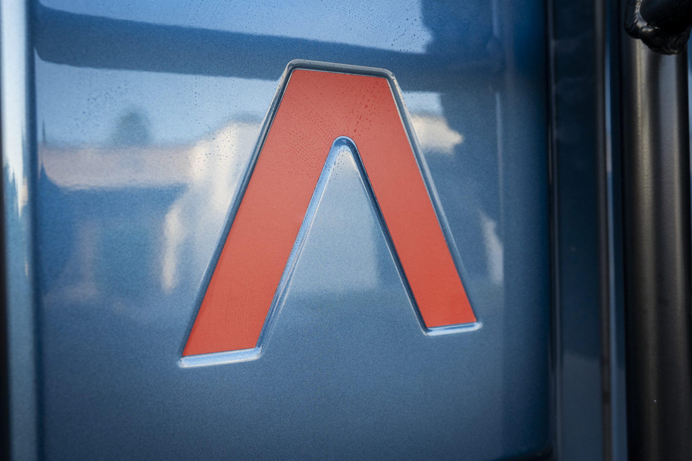 Emergency Reflective Lambda Rear Tailgate Overlay - 2024+ Grenadier StickerFab