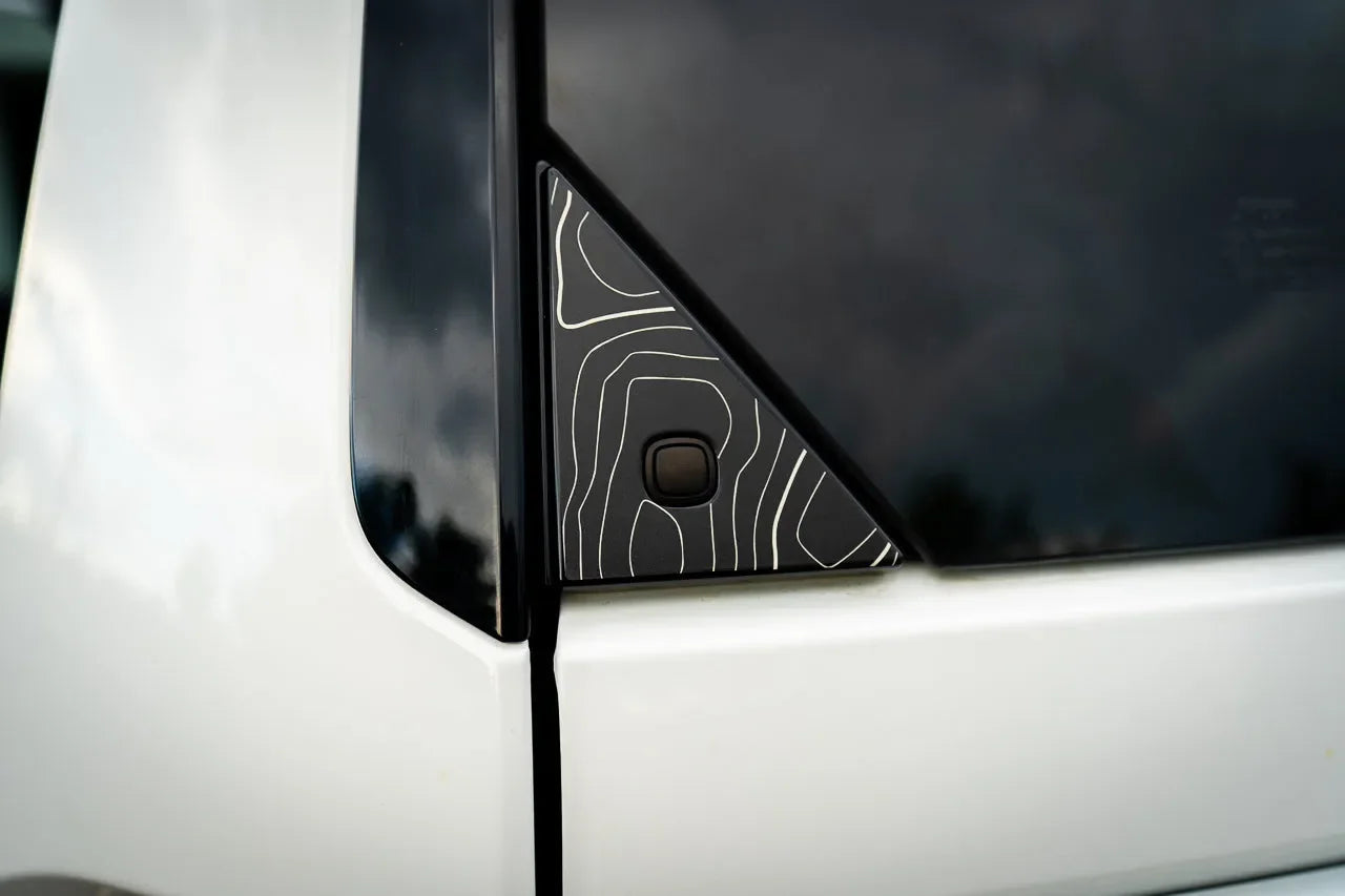 Topo Rear Glass Button Trim Overlay - 2024+ Land Cruiser / GX 550 StickerFab