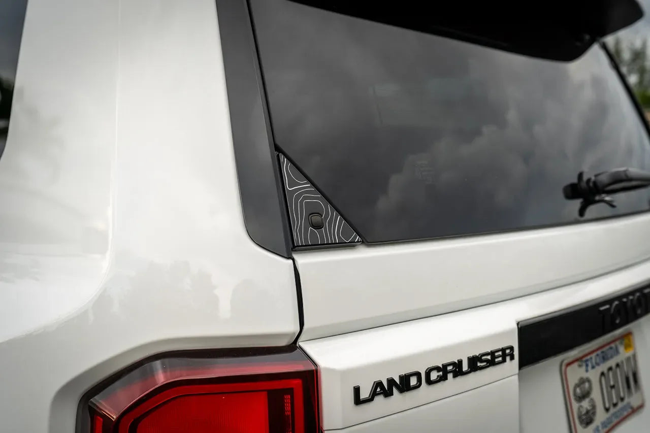 Topo Rear Glass Button Trim Overlay - 2024+ Land Cruiser / GX 550 StickerFab