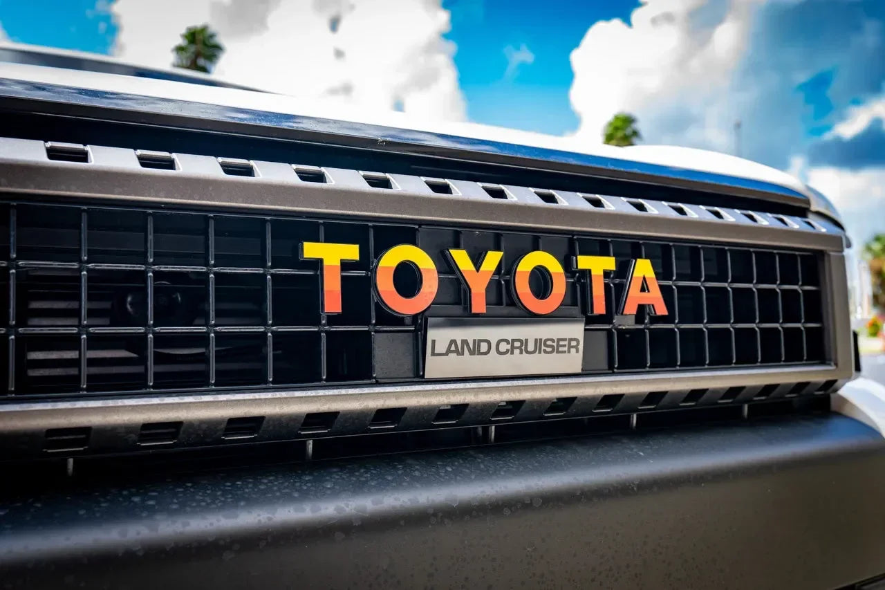TOYOTA Front Grille Emblem Kit - 2024+ Land Cruiser / 07-14 FJ Cruiser StickerFab