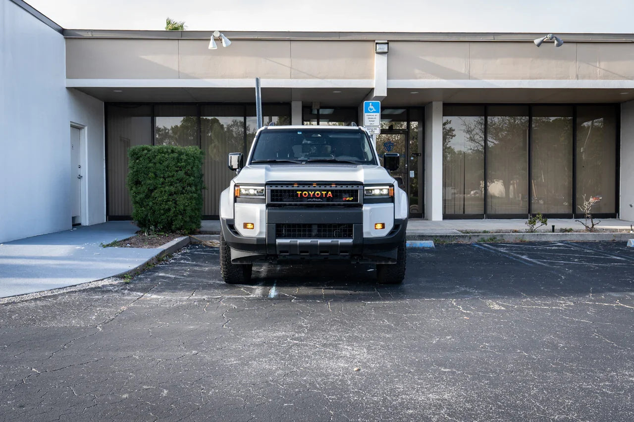 Grille LED Kit (Amber / White) - 2024+ Land Cruiser StickerFab
