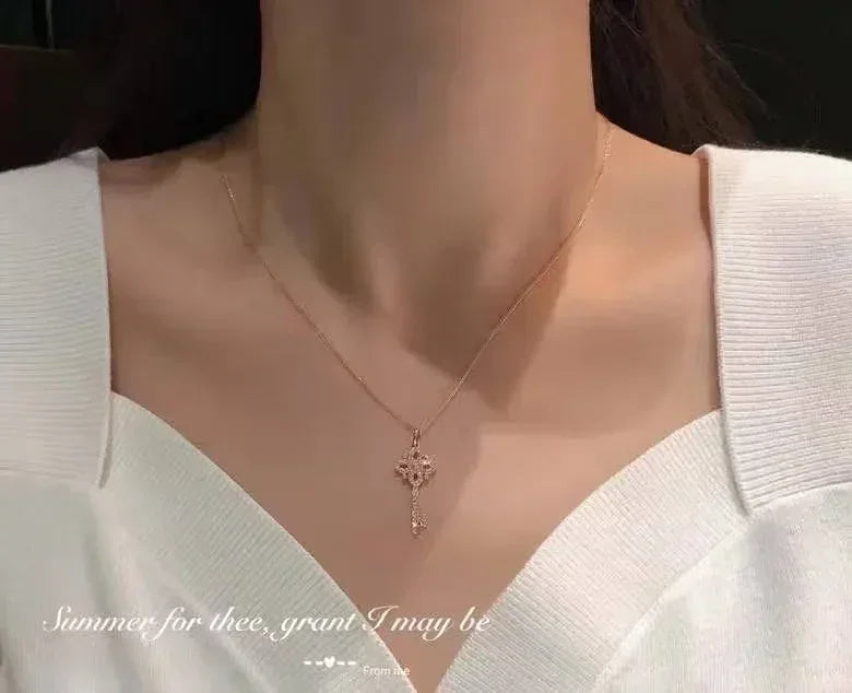 925 Sterling Silver Pave Crystal Vintage Key Pendant 14k Gold Plating Necklace Women Light Luxury Temperament Dress Jewelry Femstylo
