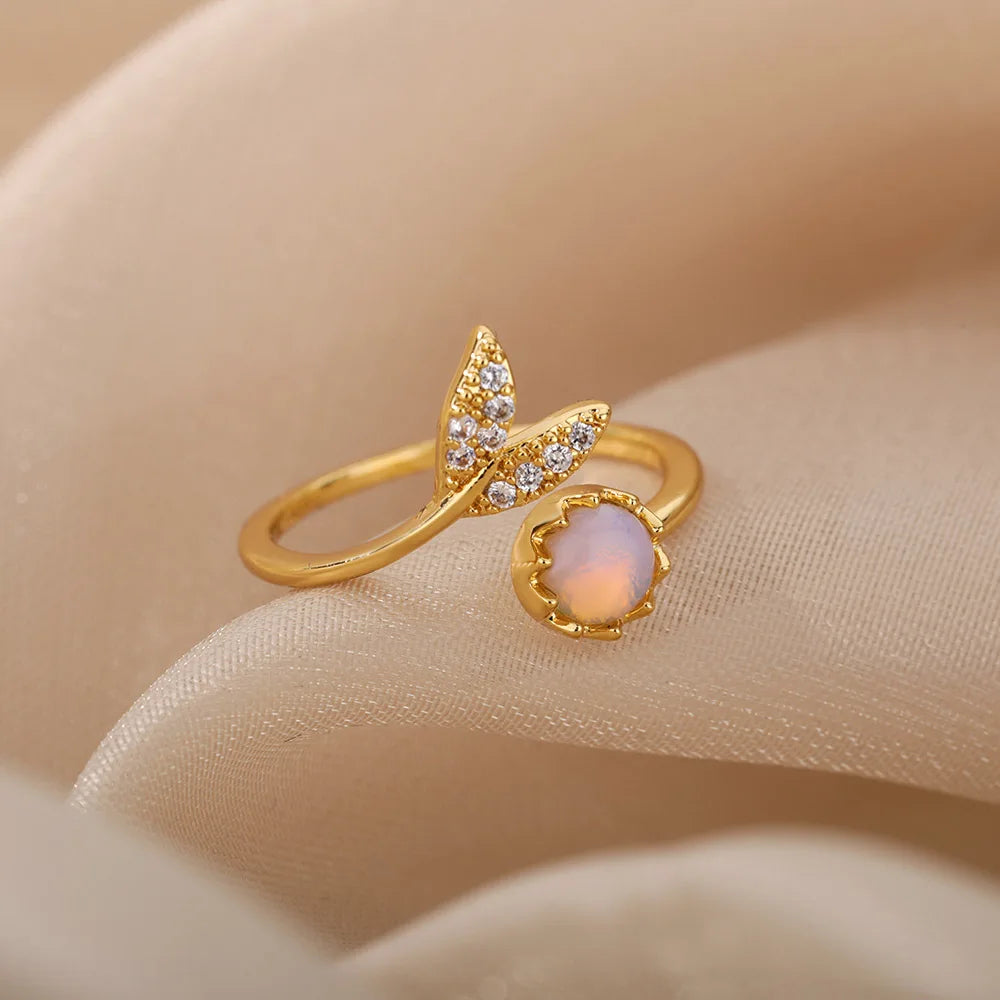 Fashion Leaves Opal Rings For Women Stainless Steel Opal Crystal Stone Leaves Finger Ring Engagement Bohemian Jewelry Gift Vera Lux