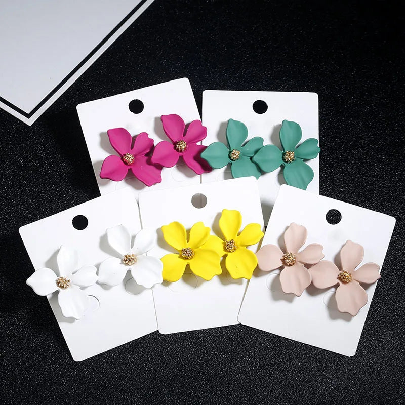 Korean Cute Small flower Stud Earrings For women fresh and sweet Statement Earring Girl 2019 Fashion Jewelry Vera Lux