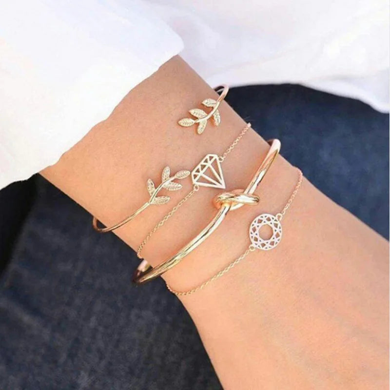 4pcs/Set Bohemian Stone beads chains bracelets Set For Women Metal Heart Round Tassel charm Bangle Fashion Jewelry Vera Lux