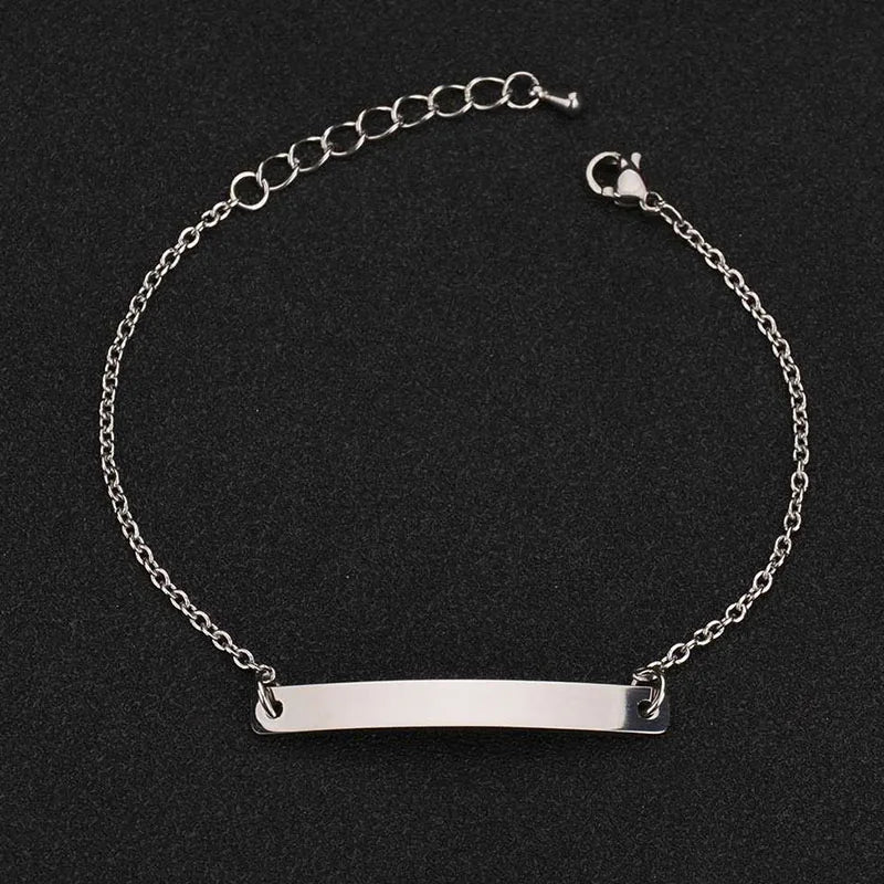 Akizoom Punk Engrave Name Custom Bracelets Gold Color Stainless Steel Thick Hand Chain Customized Couple Men Women Jewelry Gift Vera Lux
