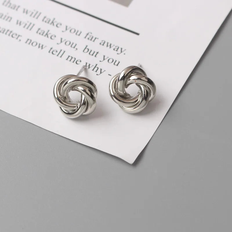 Tiny Metal Stud Earrings for Women Gold Color Twist Round Earrings Small Unusual Earrings boucles d'oreilles Fashion Jewelry Vera Lux