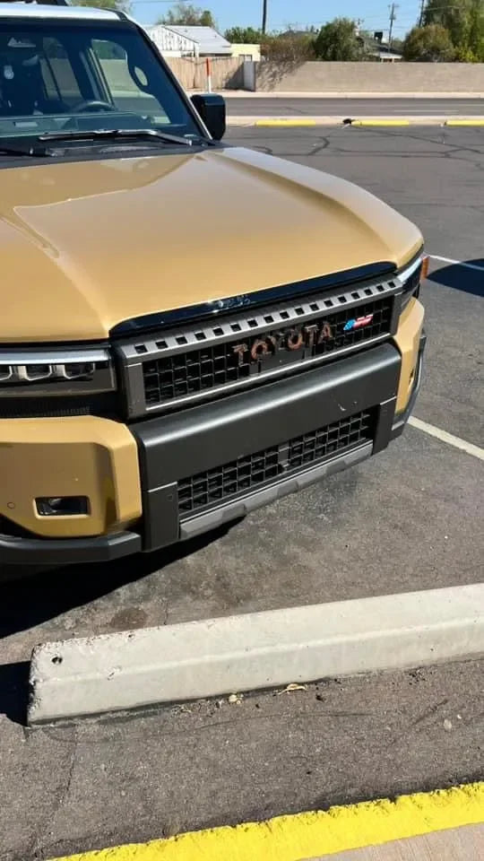 "TOYOTA" Topo Front Grille Emblem Kit - 2024+ Land Cruiser  / 07-14 FJ Cruiser StickerFab