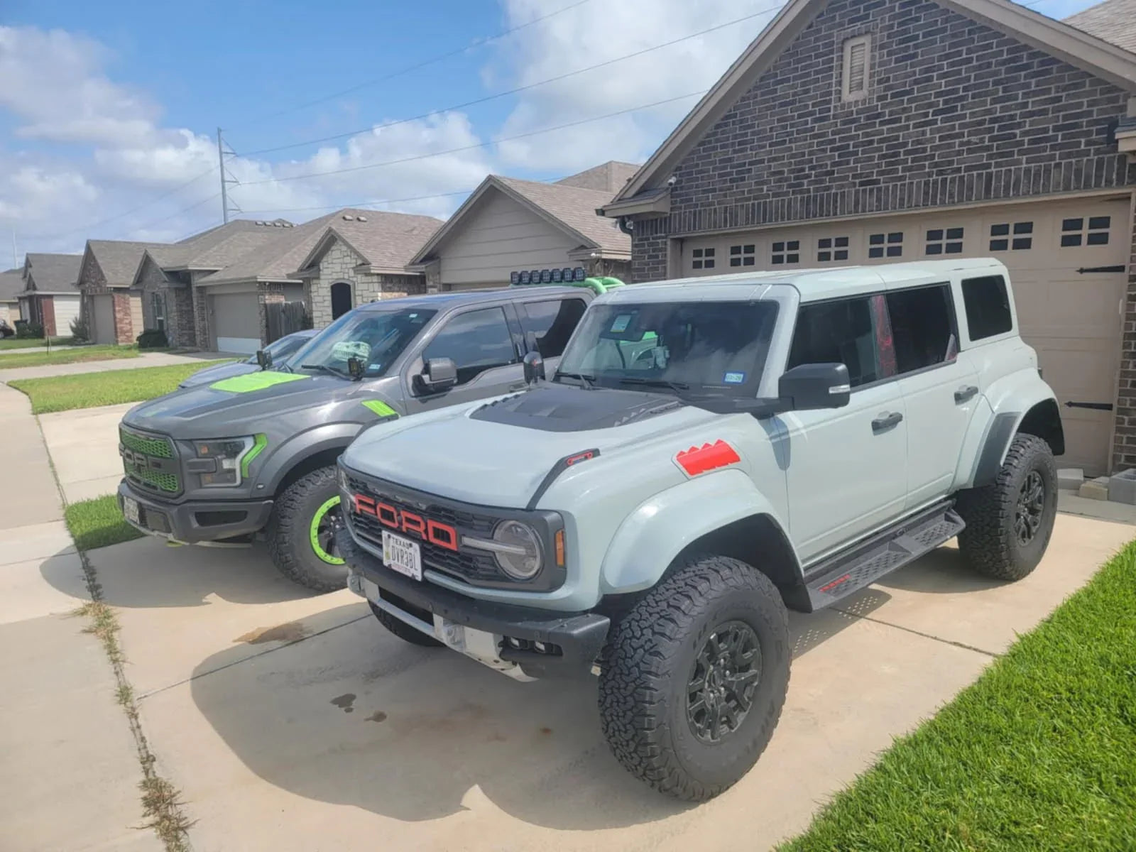Fender Vent Overlay Kit - 2022+ Bronco Raptor StickerFab
