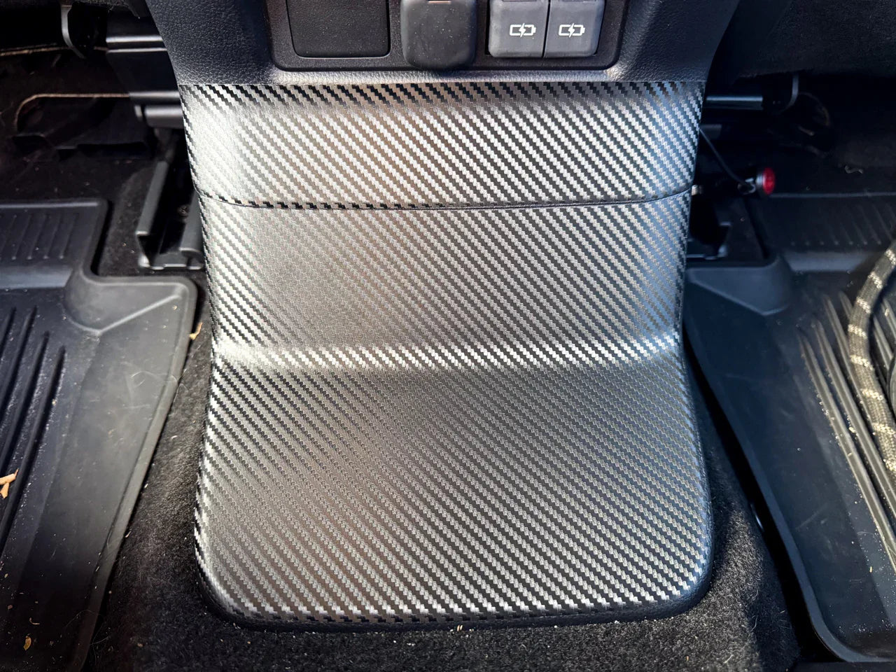 3D Carbon Rear Center Console Panel Protection - 2024+ Land Cruiser StickerFab