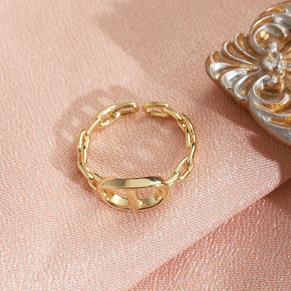Fashionable Starry Full Drill Chain Pendant Ring for Women Versatile Luxury Design Ring Finger Accessory Copper Material Vera Lux