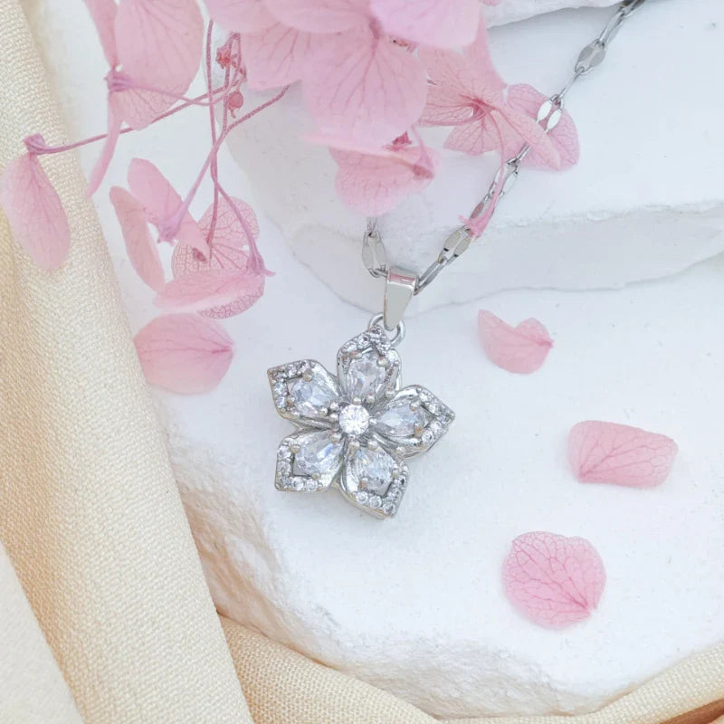 1pc Stainless Steel 5-Petal Flower Necklace With Rotating Pendant For Women Valentines Mom Mother Mother's Day Gift Vera Lux