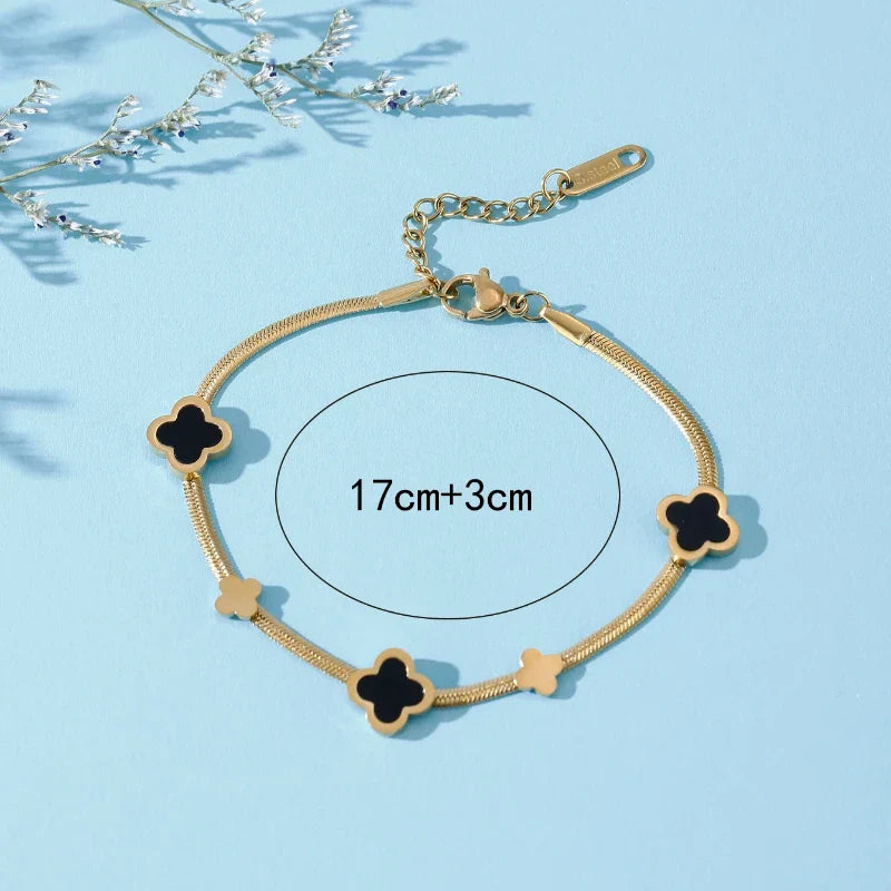 Europe And The United States Trend Fashion Simple Leaf Bracelet Women's Black Clover Bracelet Versatile Jewelry Vera Lux